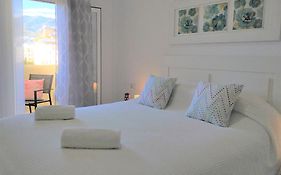 Deluxe Apartment In Benalbeach With Beach Views